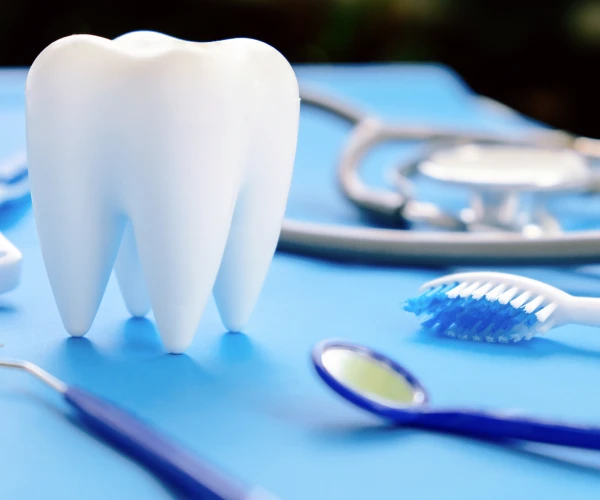 muela del juicio saliendo